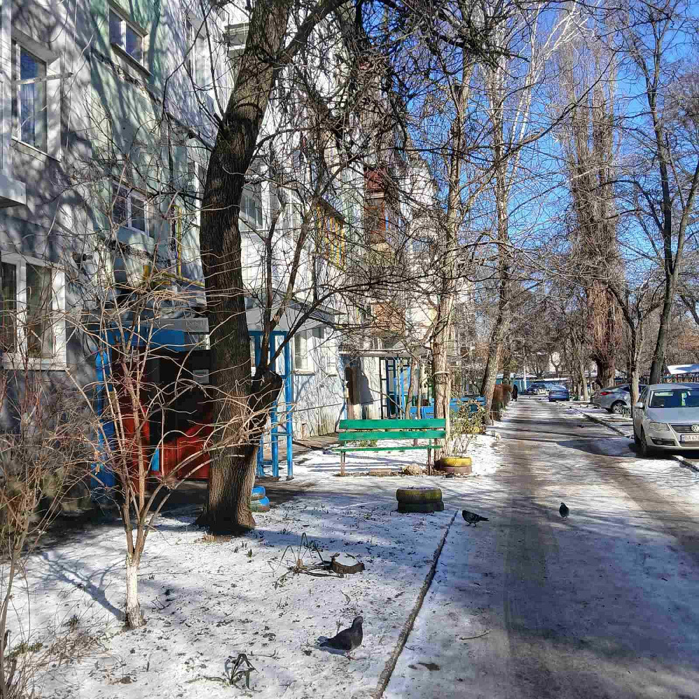 Продам 4- х кімнатну квартиру  на Яновського Кропивницький - зображення 1