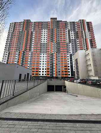 Продам 1-ком. квартиру 36м² ЖК Дніпровська Марія. Ул. Сосюри 6 !!! Київ