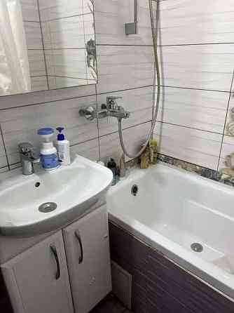 продаж 2 кім.квартири по вул.Данькевича, поряд парк Молодіжний. Київ