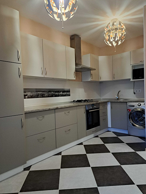 Оренда просторої (75м.кв) квартири в НОВОБУДОВІ вул. Бр. Міхновських Львів - зображення 8