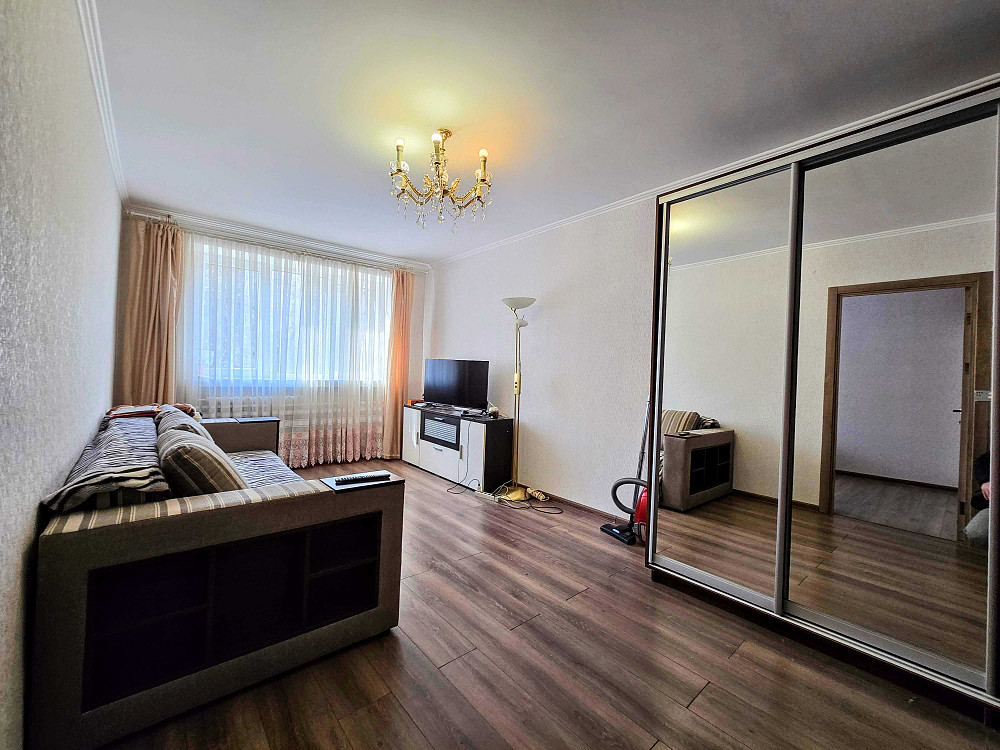 Здається 3-Х кімнатна квартира на вул.ПИЛИПА ОРЛИКА з ремонтом Чернівці - зображення 6