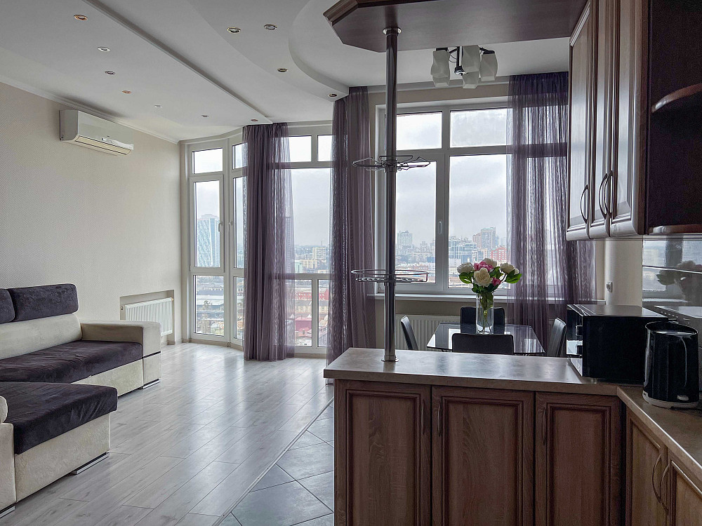 Оренда квартири центр Києва без посередників і без комісійних, краєвид Київ - зображення 1