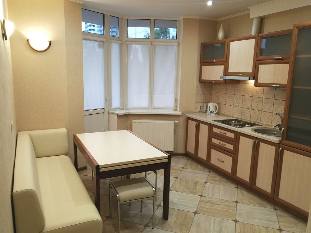 Сучасна 1к вул.Липківського 18 ст.метро Вокзальна 10 хвилин пішки Київ - зображення 1