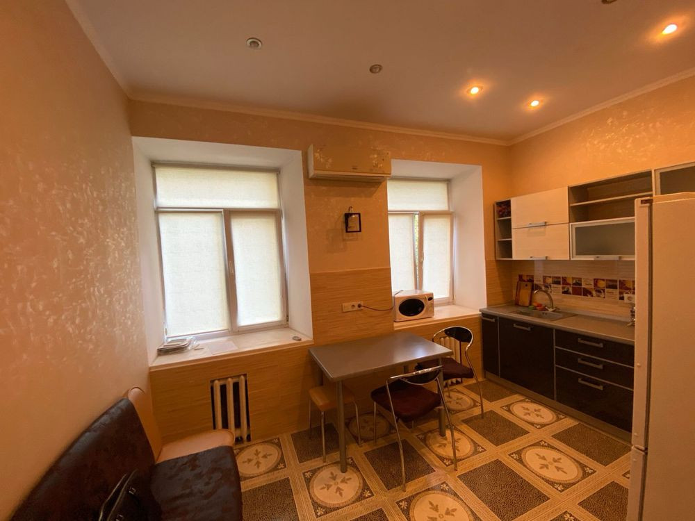 Оренда 2 к квартири м. Університет , Льва Толстого Київ - зображення 2