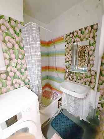 Простора 1-на квартира на Воскресінці, бул. Перова, 15В Київ