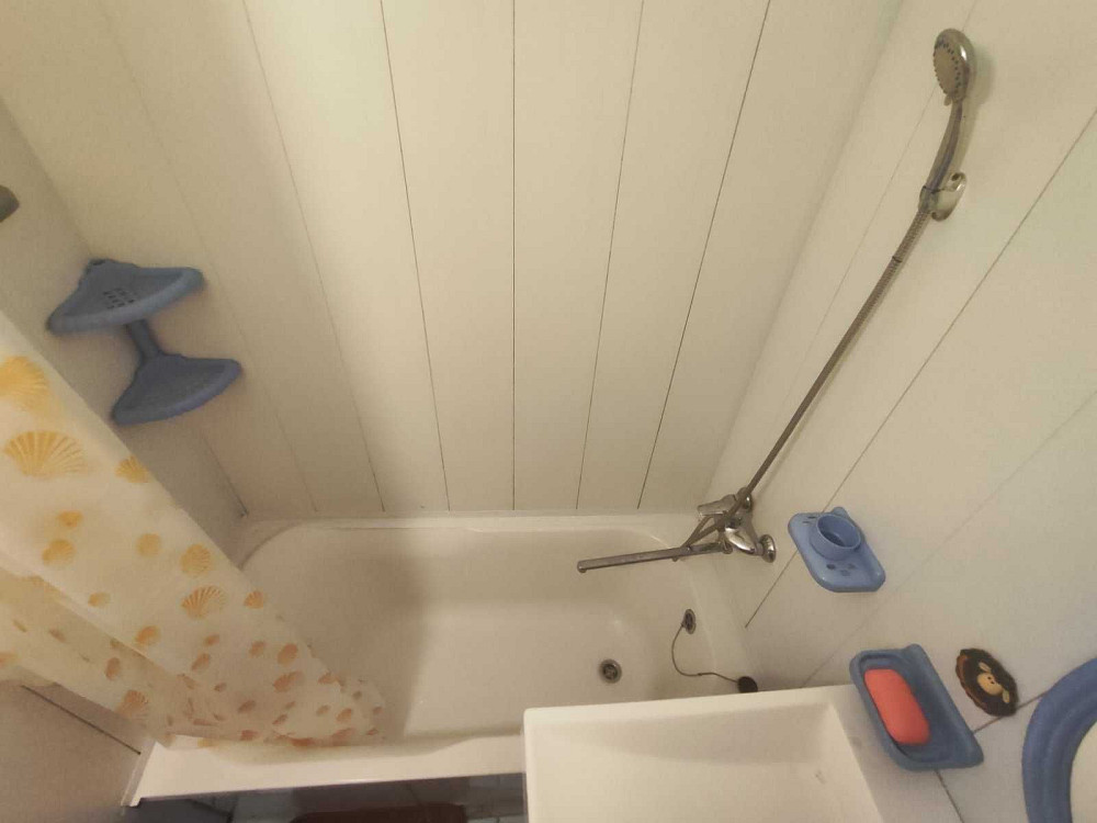 З кімнатна квартира Зінченка 4б Центр шкільний район Ацинус. Власник Кропивницький - зображення 7