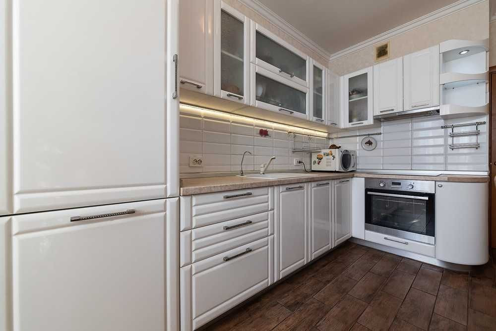 Квартира метро Лівобережна генератор на ліфт встановлен Туманяна 3 Киев - изображение 1