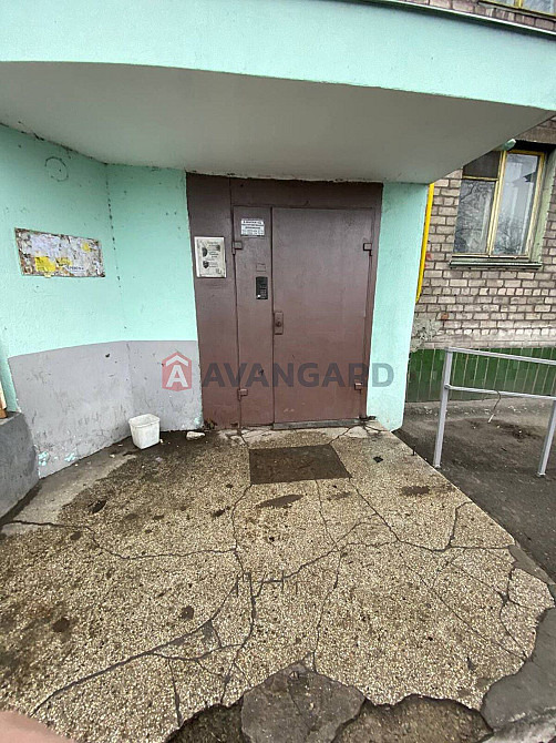 Продається затишна 3-кімнатна квартира Кам`янське (Запорізька обл.) - зображення 1