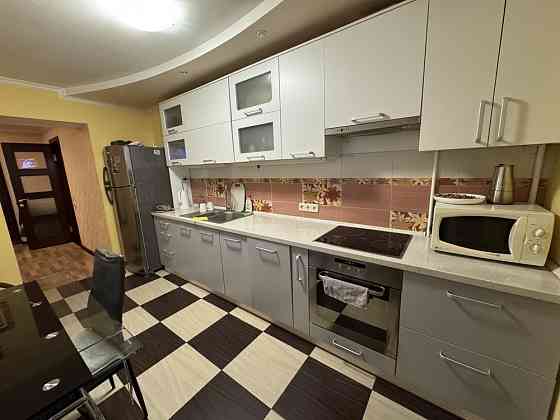 Продам велику 2х кімнатну квартиру на Тополі 1 Днепр