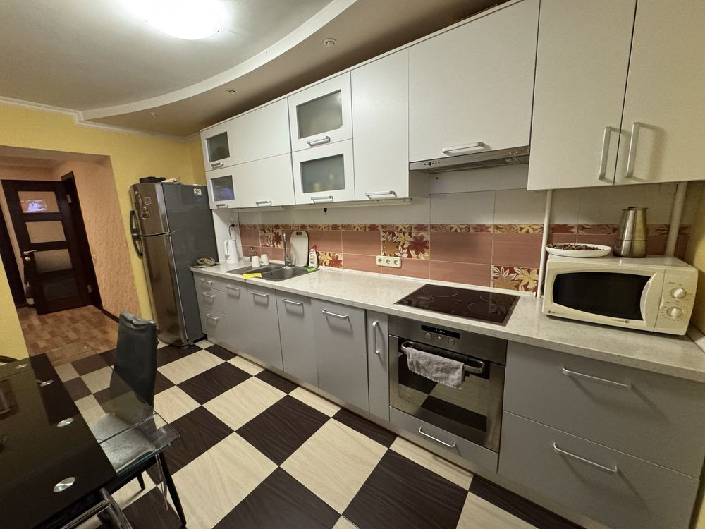 Продам велику 2х кімнатну квартиру на Тополі 1 Днепр - изображение 1