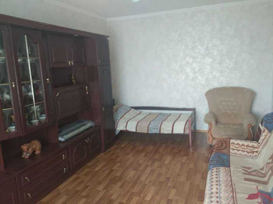 продаж 1 кім.квартири біля метро .ГЕРОЇВ ДНІПРА Київ - зображення 4