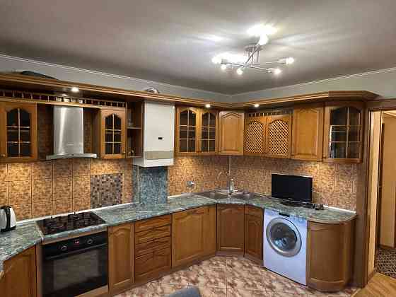 Оренда 3к квартири  в 2-х рівнях+ ПАРКОМІСЦЕ .Центр. Ивано-Франковск