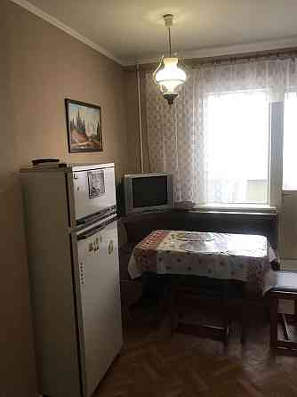 Двокімнатна квартира, Червоної калини 2 Київ