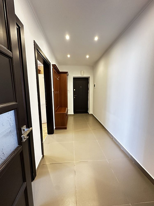 1 кімнатна квартира  на Франка Ужгород - изображение 7