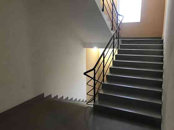 КВАРТИРА дешевше сумки! Середній поверх! Газове опалення!  Є ліфт! Буча