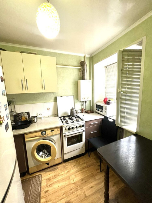 Продается 1 ком кв в Днепровском р-не по ул Бульвар Бельфорский Запорожье - изображение 1