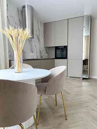 Двокімнатна BLOSSOM apartment в ЖК Центральний 2 Ірпінь