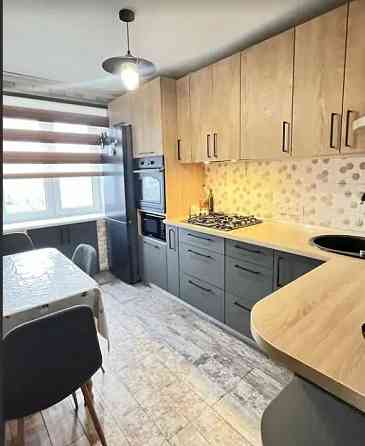 Human Продаж 4к квартири пр-т Богдана Хмельницького орлика Днепр