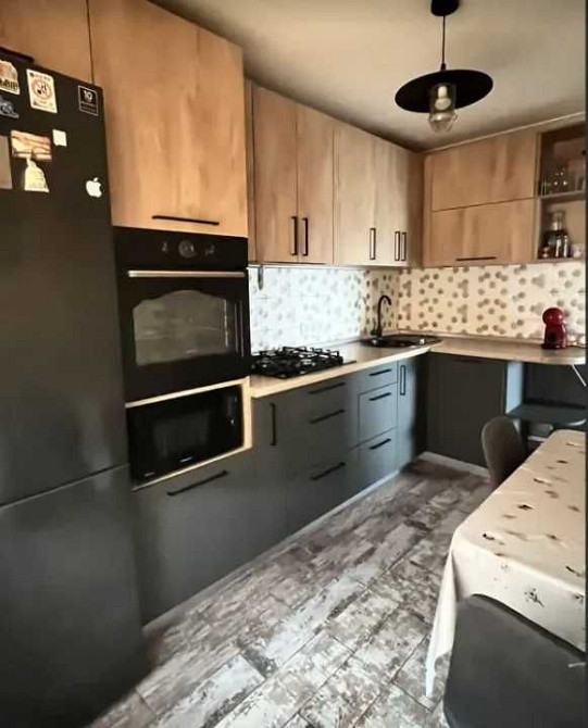 Human Продаж 4к квартири пр-т Богдана Хмельницького орлика Днепр - изображение 1