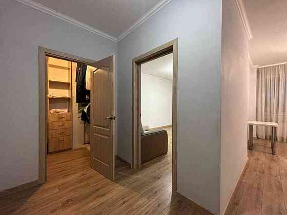 Продається видова 1-кімнатна квартира, 50 м², ЖК "Деміївка" Київ