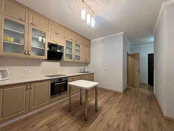 Продається видова 1-кімнатна квартира, 50 м², ЖК "Деміївка" Київ