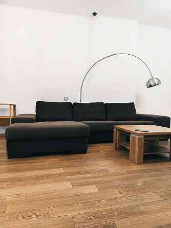 Простора 4-кімнатна квартира. ЖК Пори року, вул. Кудряшова, 16. Київ