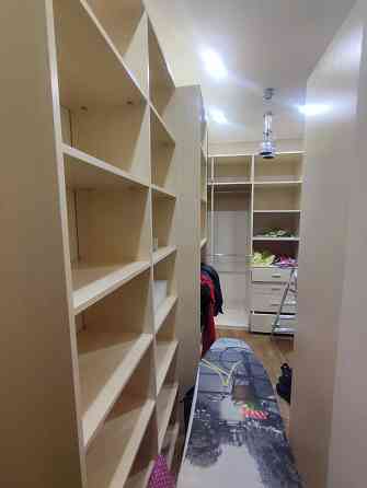 Простора 4-кімнатна квартира. ЖК Пори року, вул. Кудряшова, 16. Київ