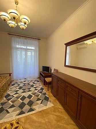 Оренда чудовоЇ 2к квартири Лейпцизька, ліфт, укриття Київ