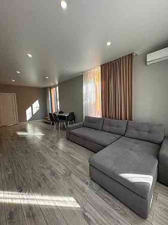 Оренда 3-кім квартири з терасою в ЖК Комфорт Таун, вул. Березнева, 12 Київ