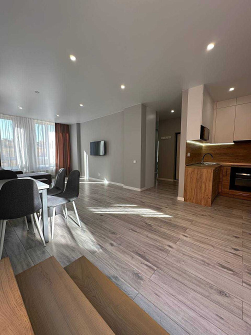 Оренда 3-кім квартири з терасою в ЖК Комфорт Таун, вул. Березнева, 12 Київ - зображення 1