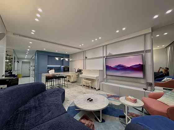 Первая аренда 180м2, гардеробная 2 шт., Кловский спуск 7А, БЦ Карнеги Київ