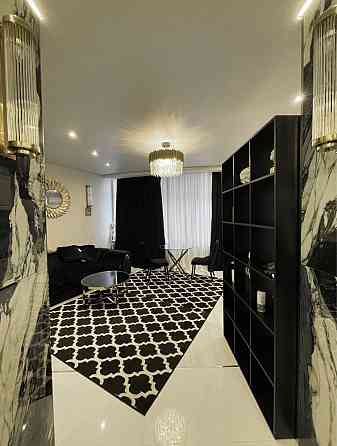 Шикарная квартира на Каманина Одеса