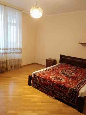 3 кімнатна на Позняках від власника. . Київ