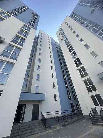 Продаю квартиру з частковим ремонтом, район залізничного вокзалу. Львов