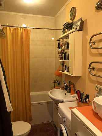 Продам 1 ком Новострой м Алексеевская ул Белогорская 1б Харків