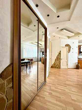 Продам 3 к.кв., Центр, м. Яр. Мудрого, ул.Лермонтовская Харків