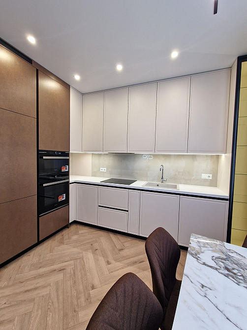 Продається дизайнерська півторашка КРІСТАЛ|KRYSTAL|УЖГОРОД|КРИСТАЛ Ужгород - изображение 1