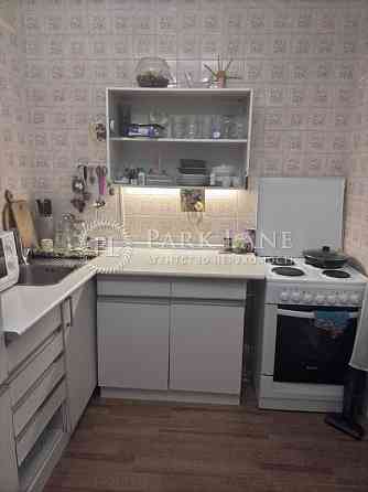 Продам 2К квартиру Ахматової Ревуцького Тростянецька Позняки Київ