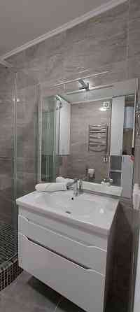 Від власника 1 кімнатна вул. Б.Гмирі 20 в оренду Київ