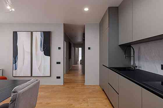 Оренда квартири З спальні + студія вул.Стрийська(Фабрік) Львів