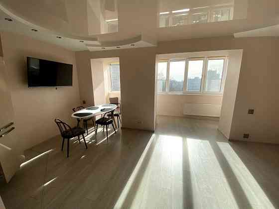 Сдам 3-к студия Печерск Звіринецька (Дружбы народов) П. Болбочана Київ