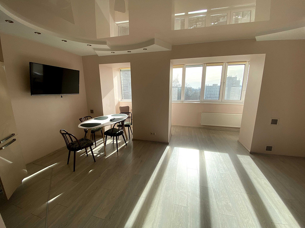 Сдам 3-к студия Печерск Звіринецька (Дружбы народов) П. Болбочана Київ - зображення 1