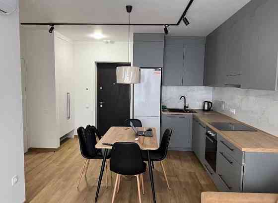 Оренда квартири Варшавський мікрорайон,ТЦ Ретровіль. Київ