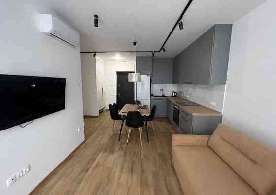 Оренда квартири Варшавський мікрорайон,ТЦ Ретровіль. Київ