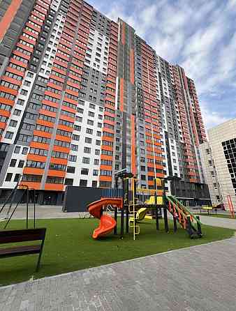 Продам 1-ком.,квартиру 36м² ЖК Дніпровська Мрія.   Вул. Сосюри 6. Киев