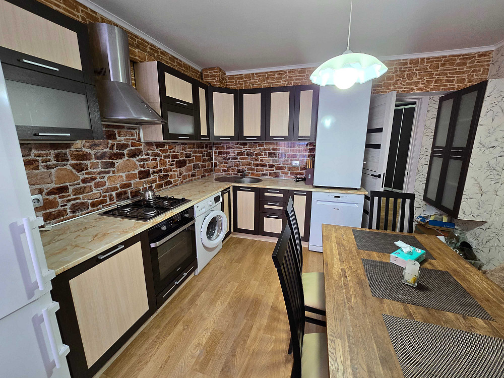 Квартира в 72 м2 з ремонтом всього за 76000$ Ірпінь - зображення 1