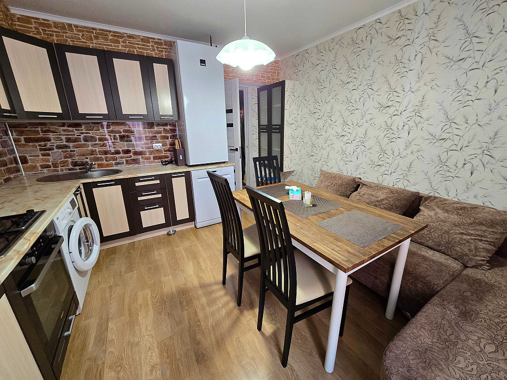 Квартира в 72 м2 з ремонтом всього за 76000$ Ірпінь - зображення 3