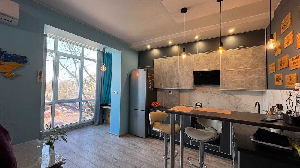 Простора квартира з хорошим стильним ремонтом Ірпінь - зображення 1