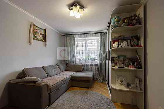 Продаж 2-к. квартири в цегляному будинку на вул. Широкій Львов