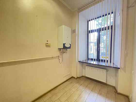 Простора 2-кімнатна з ремонтом в Приморському районі Одеса